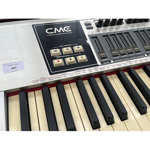 687 - A CME UF80 88 weighted hammer action key wireless midi keyboard