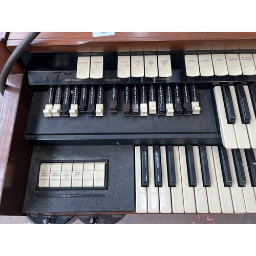 688 - A Hammond organ with Leslie speaker connecter