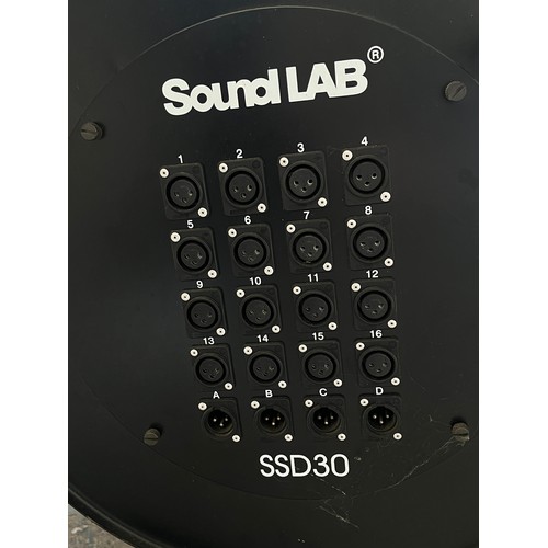 689 - A Soundlab SSD30 sixteen input four output 30m multicore snake drum with wheels