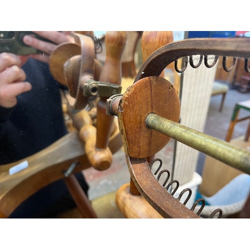 123 - A 19th century style beech spinning wheel - approx. 80cm high