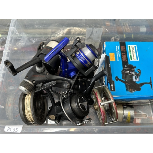 786 - A collection of fishing items to include boxed Daiwa 1050 reel, boxed Shakespeare MG 1000 reel, Jarv... 