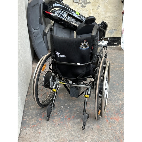 808 - An Alber E-Fix Viamobil Power Assist electric wheelchair