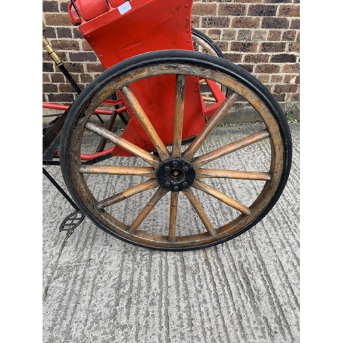 137 - A vintage gypsy horse drawn cart with two brass carriage lamps - approx. 138cm high x 115cm wide x 2... 