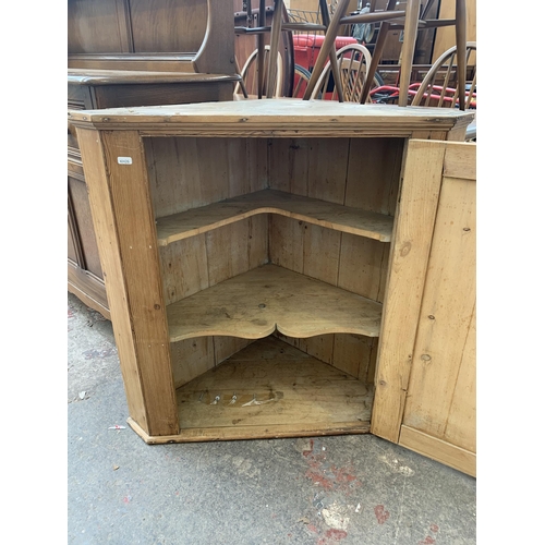 90 - A 19th century pine wall mountable corner cabinet - approx. 79cm high x 80cm wide x 45cm deep