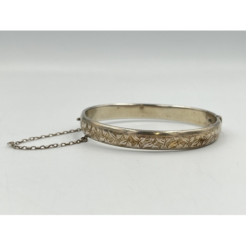 2234 - A Charles Horner hallmarked Chester silver foliate etched bangle, dated 1915 - approx. gross weight ... 