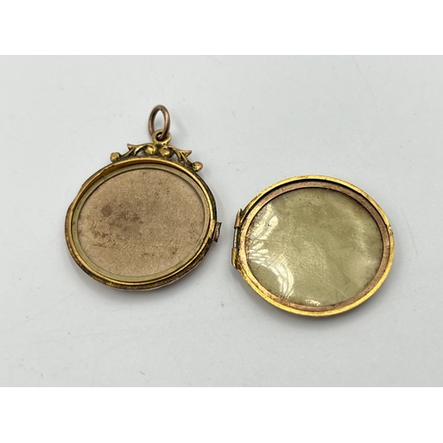 2246 - A hallmarked Birmingham 9ct gold foliate etched photo locket - approx. gross weight 4.5g