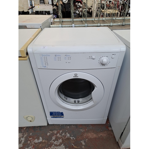 721 - An Indesit IDV75 7kg B Class 60cm tumble dryer