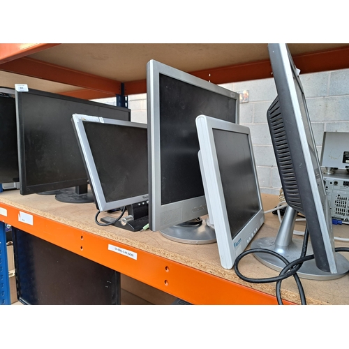 845 - Five monitors to include Samsung S20B300N 20