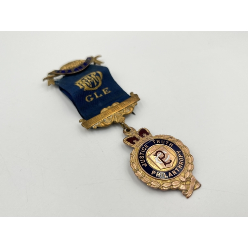 A Royal Order of The Buffalo's hallmarked Birmingham 9ct gold and ...