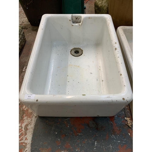 972 - A 19th century Belfast sink - approx. 46cm wide x 62cm long x 26cm deep