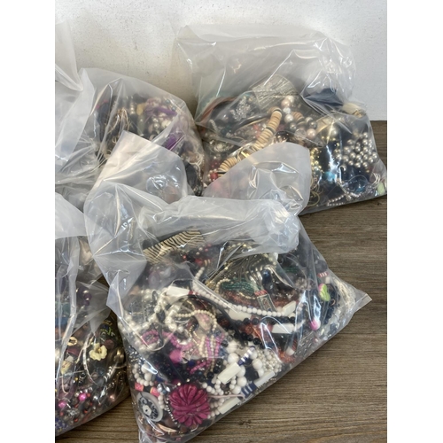 506 - Approx. 15kg of assorted costume jewellery