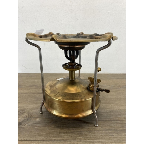 546 - An early 20th century Primus No.5 brass camping stove