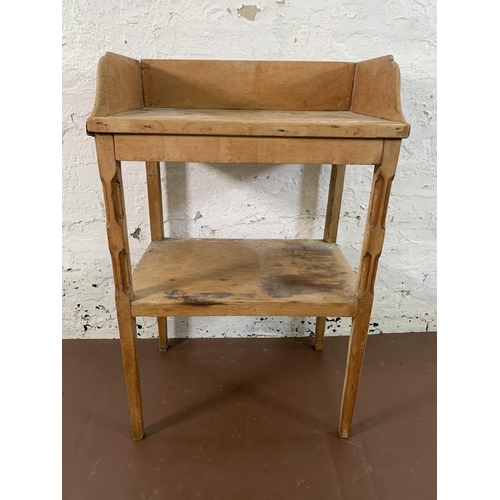 174 - A Victorian pine two tier wash stand - approx. 90cm high x 57cm wide x 40cm deep