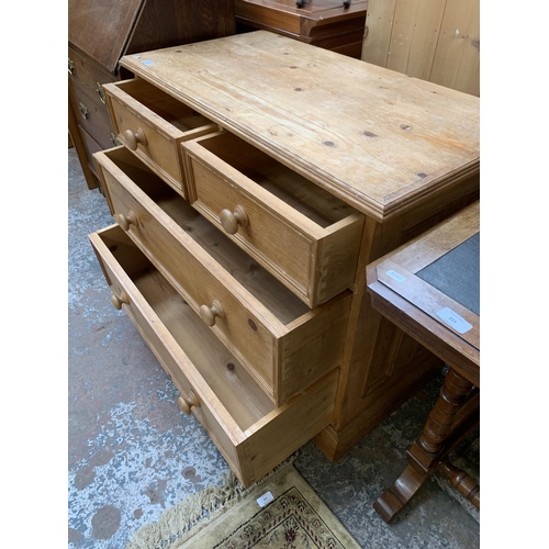 213 - A Victorian style solid pine chest of drawers - approx. 79cm high x 90cm wide x 46cm deep