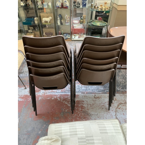 300H - Twelve brown plastic and tubular metal stacking chairs