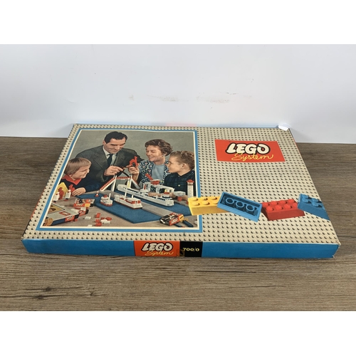 473 - A vintage Lego system 700/0 construction set