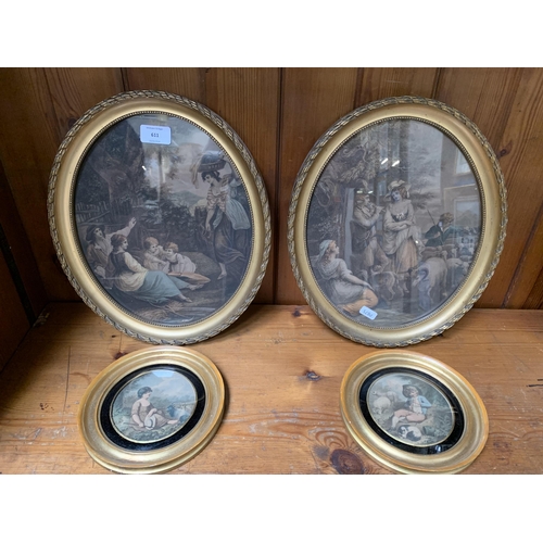 611 - Four 19th century gilt framed engravings, two 35cm high x 29cm wide and two 17cm diameter