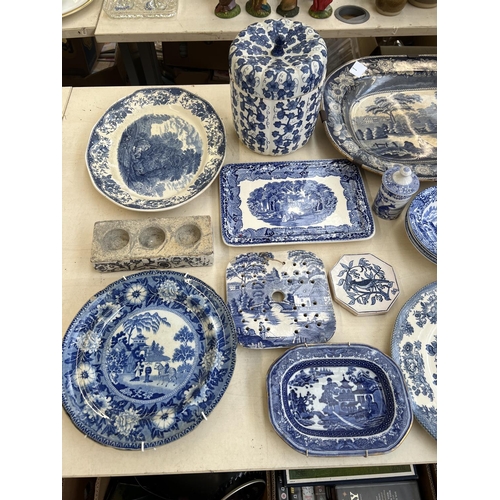 428 - A collection of blue and white ceramics to include four Copeland Spode's Italian bowls, meat plates,... 