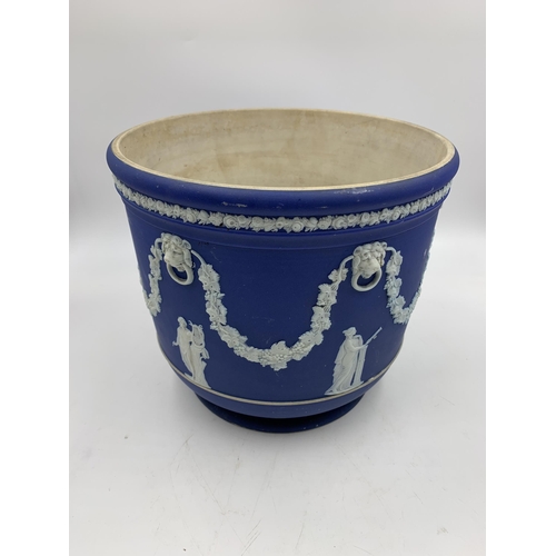 358 - An antique Wedgwood blue Jasperware jardinière - approx. 21cm high x 24cm diameter