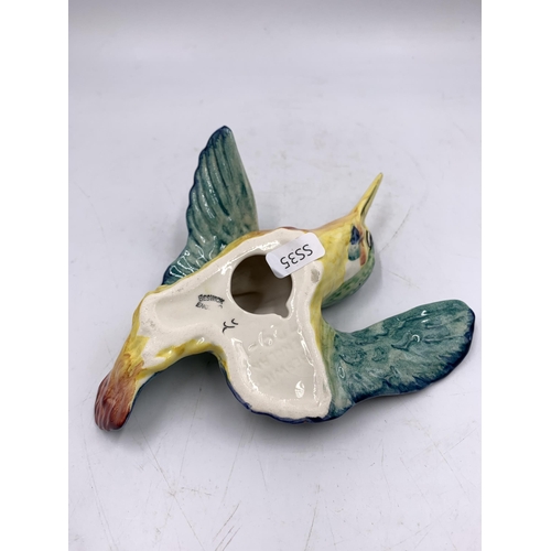 367 - A Beswick 729-1 Kingfisher wall plaque