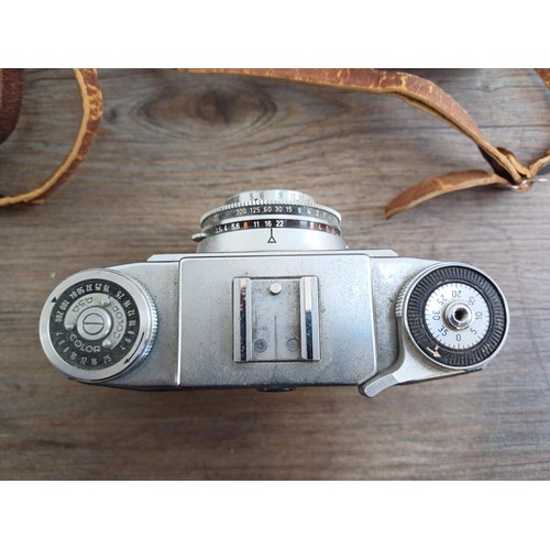 703 - A collection of vintage cameras to include Kodak Brownie Reflex pseudo TLR, Zeiss Ikon Contina 1a 52... 