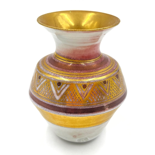 381 - A Mary Rich studio pottery vase with gilt geometric pattern - approx. 7cm high