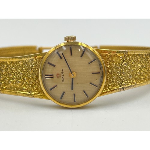 2307 - A mid 20th century Omega mechanical lady's wristwatch with cal. 620 movement, hallmarked 9ct gold ca... 