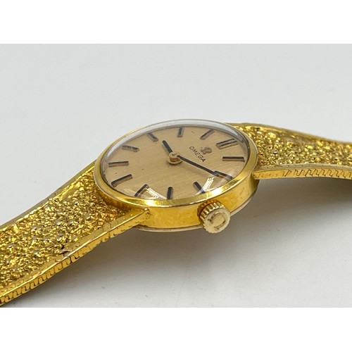 2307 - A mid 20th century Omega mechanical lady's wristwatch with cal. 620 movement, hallmarked 9ct gold ca... 