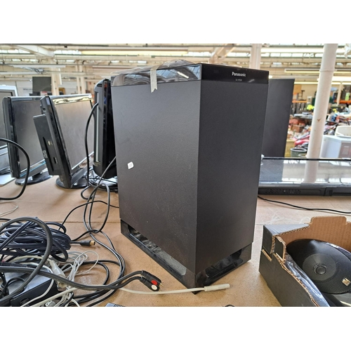 800 - A collection of AV items to include Panasonic HTB20 subwoofer and soundbar, Logitech Bluetooth audio... 