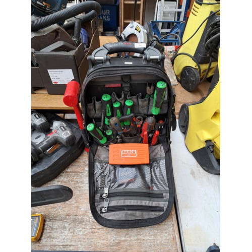 960 - A Veto Pro pack tech series tool bag containing various Snap-On, Bacho and Mac hand tools etc.