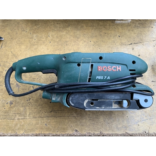 981 - A collection of Bosch power tools to include PST 850 PE jigsaw, PBS7A belt sander, CSB 520-2E corded... 