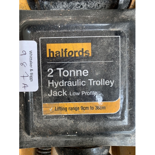 987A - A Halfords two tonne hydraulic low profile trolley jack