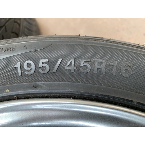 988A - Four Fox Racing alloy wheels with Hankook Ventus Prime 195/45r 16 84v tyres