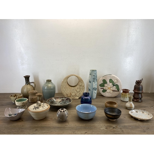 349 - Twenty one pieces of mid/late 20th century studio pottery