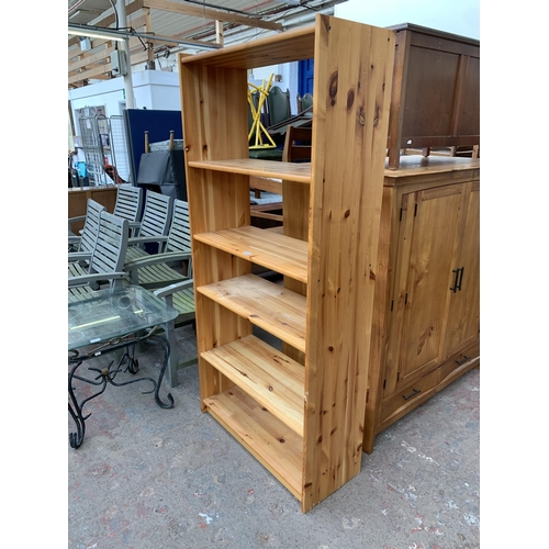 147 - A modern pine five tier bookshelf - approx. 170cm high x 80cm wide x 33cm deep