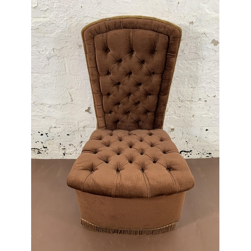 232 - A mid 20th century brown button back fabric upholstered bedroom chair