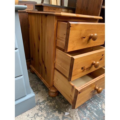 61 - A modern pine chest of drawers