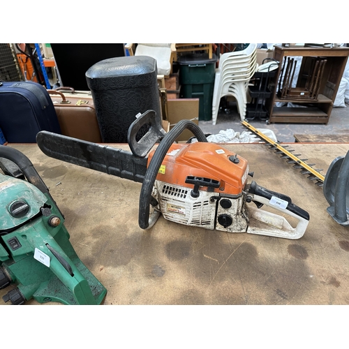 938 - A MT-9999 petrol chainsaw with 19