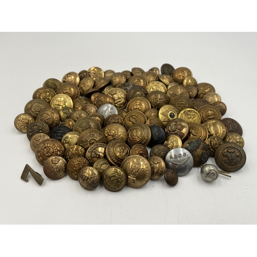 2146 - A collection of military buttons