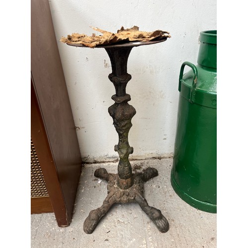 150B - A Victorian cast iron table base - approx. 71cm high