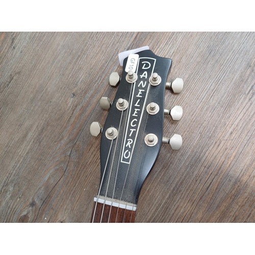 757 - A Danelectro '63 Dano reissue nineteen fret, short-scale, twin lipstick pickup, electric guitar (ser... 