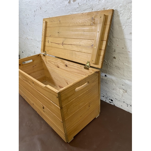 150 - A modern pine blanket box - approx. 37cm high x 75cm wide x 33cm deep