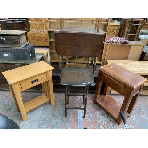 220 - Seven pieces of house clearance furniture to include early 20th century oak side table, modern hardw... 