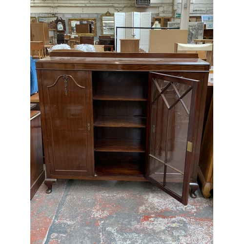 224 - An early 20th century Harrops of Manchester mahogany display cabinet - approx. 127cm high x 137cm wi... 