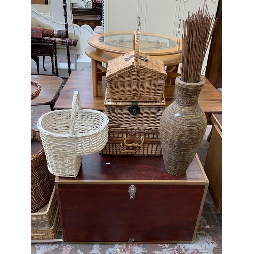 90 - Ten pieces of house clearance furniture to include seven wicker baskets, wicker cat tree, stained pl... 