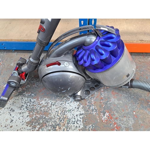 813 - A Dyson DC28C bagless cylinder vacuum cleaner