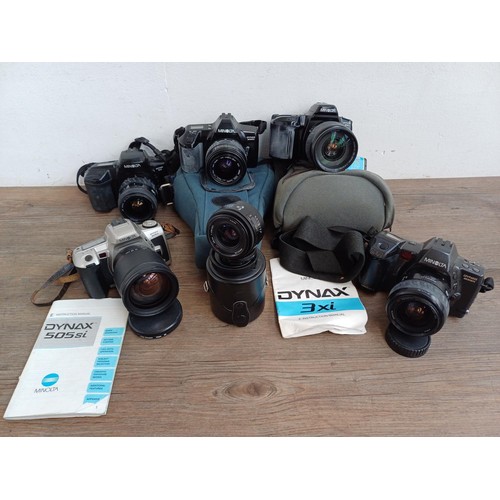 654 - Five Minolta Dynax 35mm SLR cameras, one 5xi, one 8000i, one cased 3000i, one cased 3xi and one 505s... 