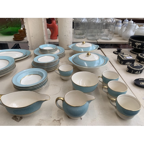 379A - A collection of Gray's Pottery dinnerware