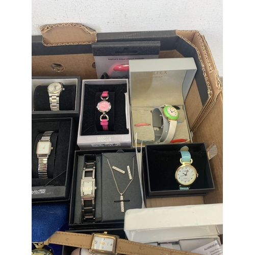 470 - A collection of boxed watches to include Valencia Collection interchangeable women's wristwatch, Alf... 