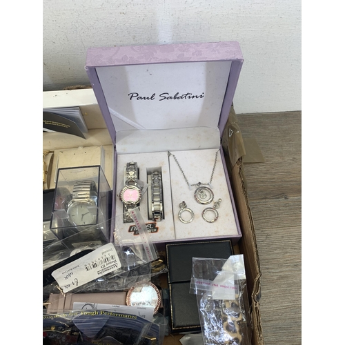 471 - A collection of boxed wristwatches to include Joan Rivers, Daniel Hechter, Alfex etc.